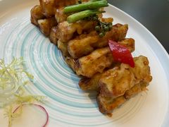-铜锣湾·有麝自然香(渝北财富中心店)