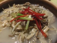 -客家大院·非遗赣南客家菜(郁孤台店)