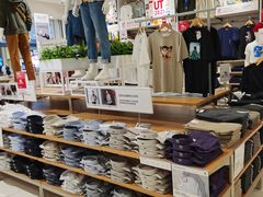 -优衣库(石家庄裕华万达广场店)