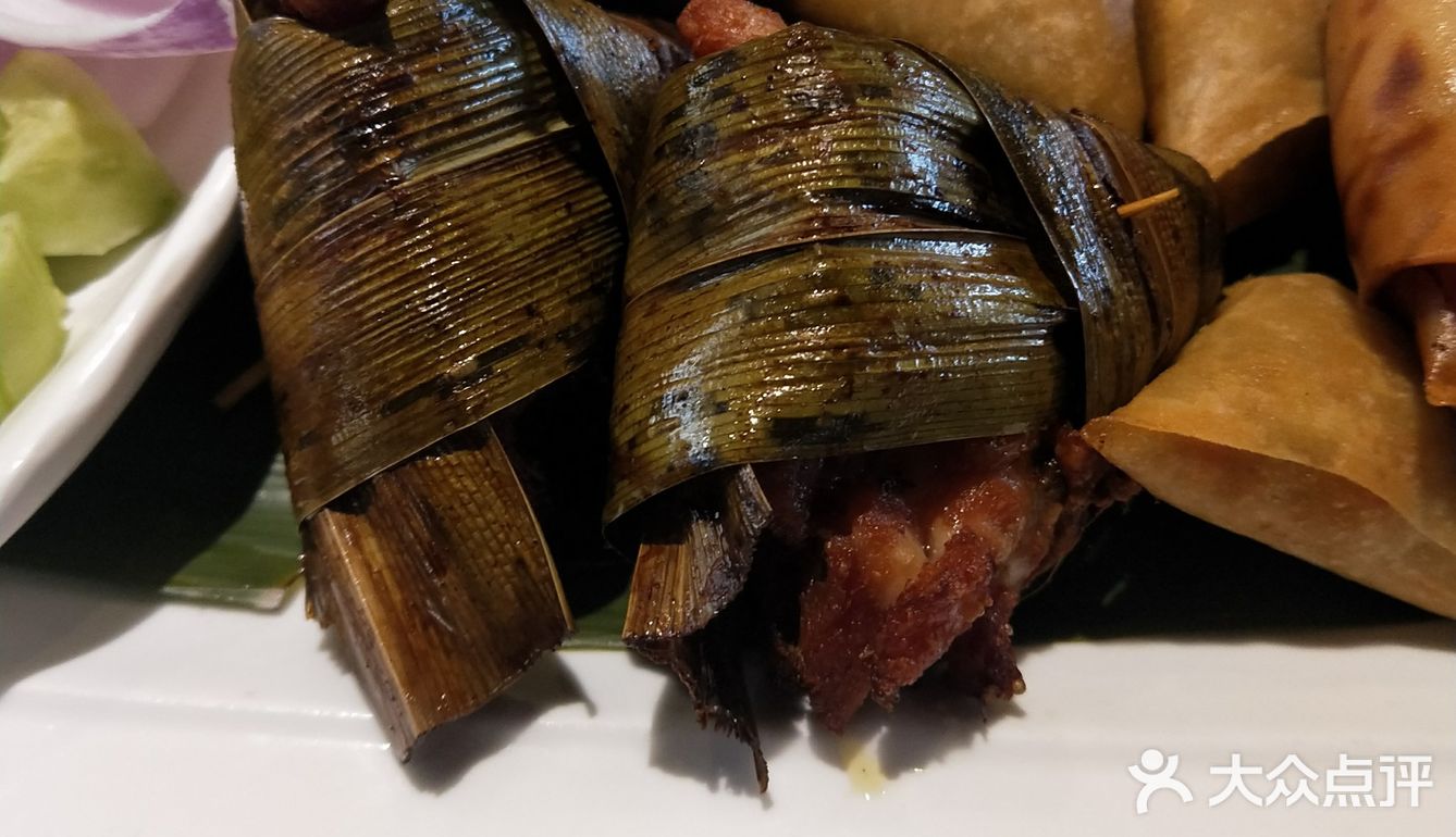 椰浆饭感觉味道还可以，米饭中淡淡的椰子味道