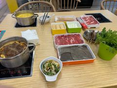 -杨老板·海鲜集市火锅·鲜切牛肉(中防万宝店)