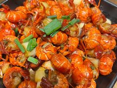 -巴厘龙虾·榜首油焖大虾(音乐学院·沿江酒馆店)