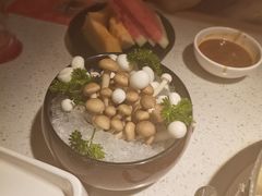 菌菇拼盘-左庭右院鲜牛肉火锅(环球港店)