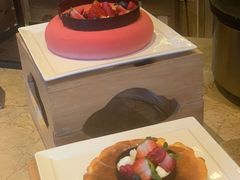 -大中华希尔顿酒店-念自助餐·嗨啤·小龙虾