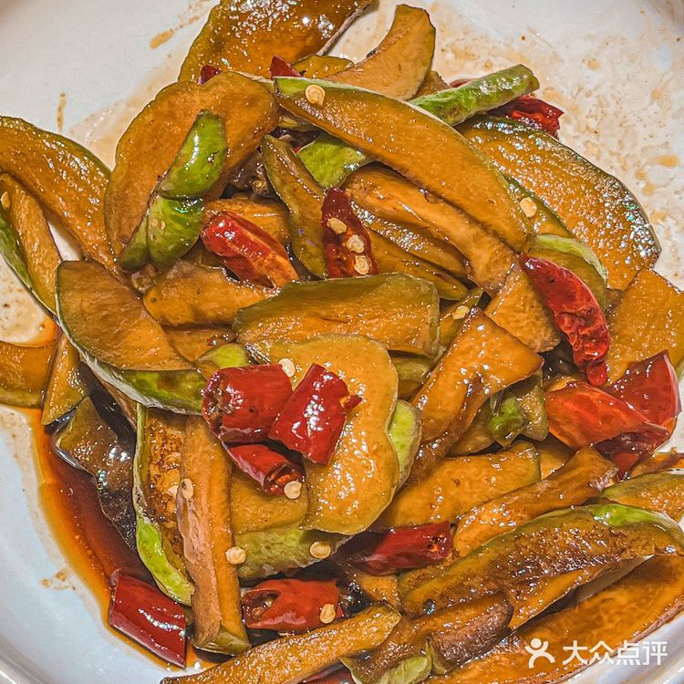 竟然隐藏着一家这么好吃的砂锅菜