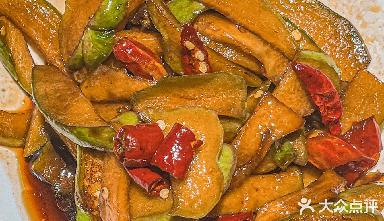 竟然隐藏着一家这么好吃的砂锅菜