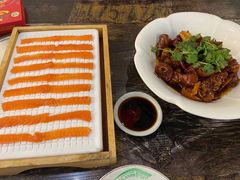 金鳟三文鱼-二厨·吊桥小院·脆皮烧鸡公·本地农家菜(沿江西路店)