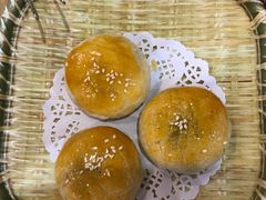 酥脆金柚酥-赏点粤式点心(广州塔店)