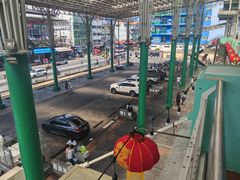 -班赞海鲜市场胖阿姨加工点