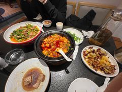 -万重锦·人文川菜馆(骡马市店)