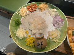 -得意咚瓜·顺德鱼生·冬瓜火锅(深圳首店)