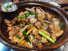 -胡须佬鸡煲四季火锅(海雅缤纷城店)