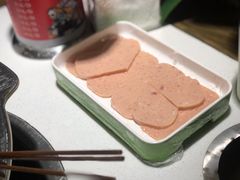 梅林午餐肉-让签签飞小郡肝串串香(春熙路形象店)