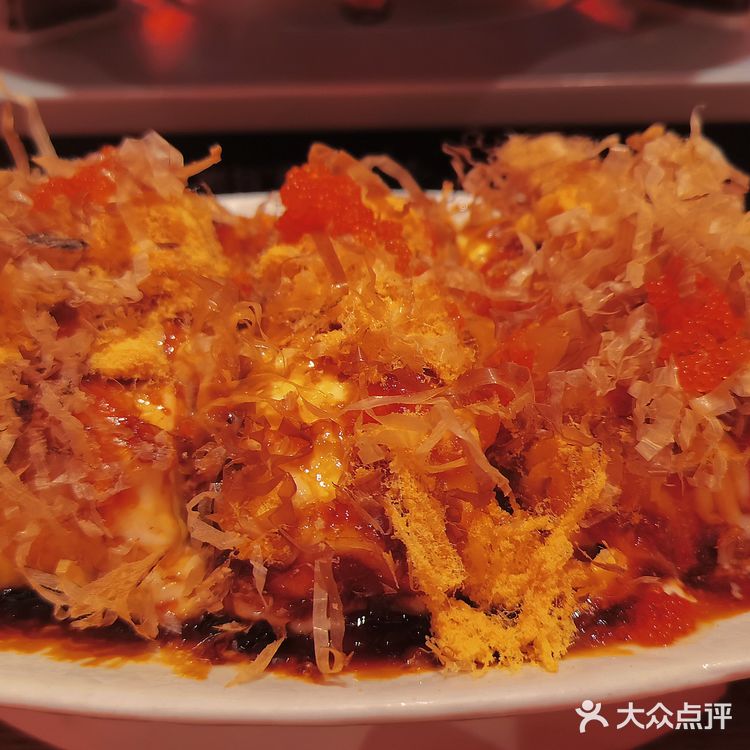 从外部来看还不错，走进去里面就是很正常的用餐环境