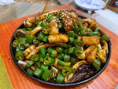 铁板鱿鱼须-八张桌子(老店)