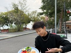 -ommo cafe(半岛城邦店)