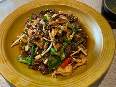 罗平小炒鸡肉鸡杂-半山腰·云南菜(侨福芳草地店)