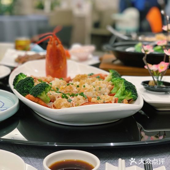 鸿记海鲜大酒店(广信时光PARK店)