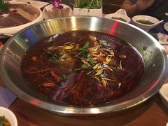 -红牌美蛙鱼头火锅(万辉国际广场店)