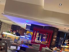 -松咖啡自助餐厅·松北香格里拉