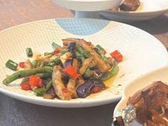 -聚宾楼·烤鸭·本地特色菜(科技三路店)