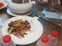 -广州中心皇冠假日酒店·百粤楼