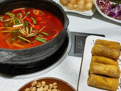 -贵府酸汤牛肉火锅·贵州老字号(飞山街店)