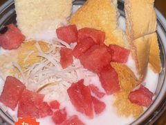 -老滇山寨•云南特色菜•地方菜•民族风情歌舞表演(金碧店)