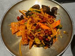 -草家酱蟹炭火烤肉店(珲春南路一店)