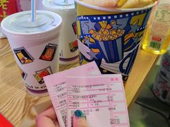 -中影大导演巨幕影城(深圳西乡店)