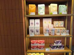 -奈雪的茶(市百一店)
