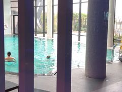 -上海滴水湖皇冠假日酒店