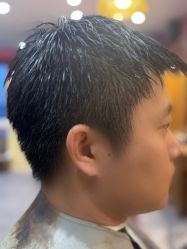 -贝勒爷专业男发