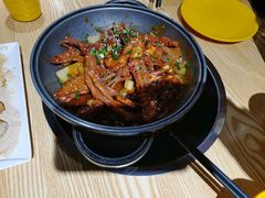 -鸿通城购物中心