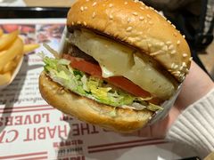 -The Habit Burger Grill 哈比特汉堡(爱琴海店)