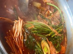 -喇喇排骨火锅·传统韩式脊骨汤(望京西园总店)