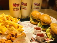 -The Habit Burger Grill 哈比特汉堡(复兴soho店)