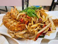 -覃记海鲜美食餐厅