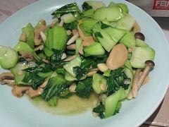 -荷花亭·湖北融合菜(中商广场店)