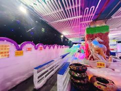-蓝精灵乐园·世茂精灵之城主题乐园