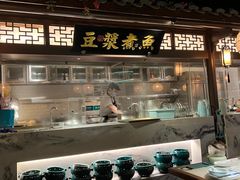 -佬麻雀·剁椒鱼头(京基KK One店)