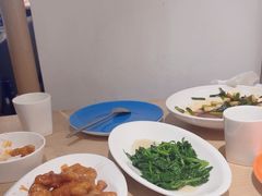 -渝信川菜 · 川味家常菜(财富购物中心店)