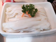 -左庭右院鲜牛肉火锅(浦江欢乐颂店)