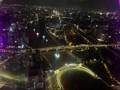 -广州塔卢特斯法国旋转餐厅