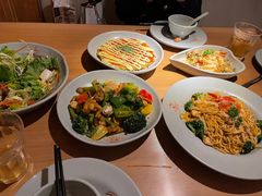 -Lia Cafe Bar Restaurant松山咖啡屋