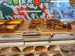 -85度C(生甜甜圈研究工坊·上海松江人民北路店)