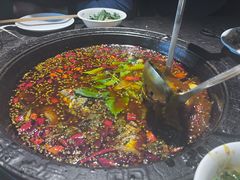 -大鱼山房鱼头火锅(老字号品质店)