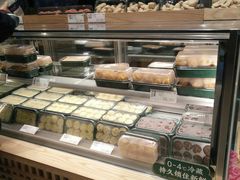 面包甜点陈列柜-泸溪河桃酥(欧尚店)