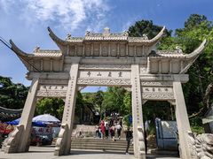 -灵岩山风景区