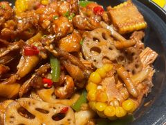 -多嘴超级肉蟹煲(吉林财富购物广场店)